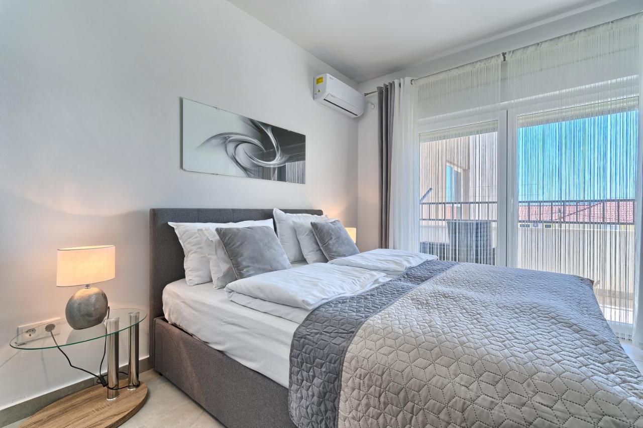 Modern Apartments With Sea View 150 Meters To Beach Kaštela Exteriör bild
