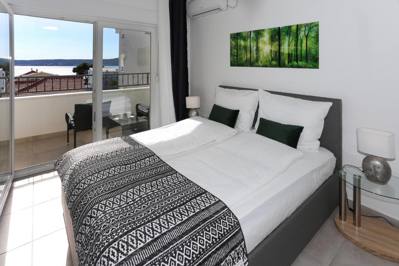 Modern Apartments With Sea View 150 Meters To Beach Kaštela Exteriör bild